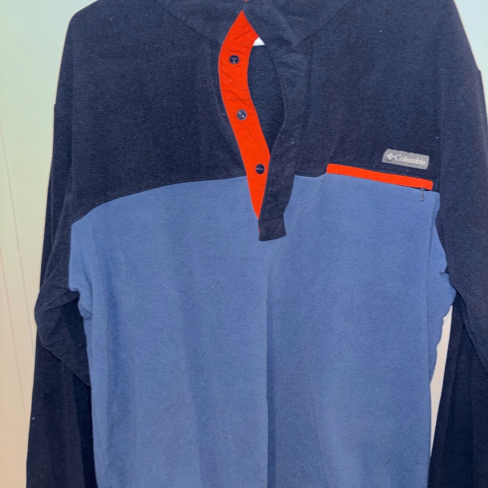 Columbia Navy and Light Blue Pullover with Red Accents